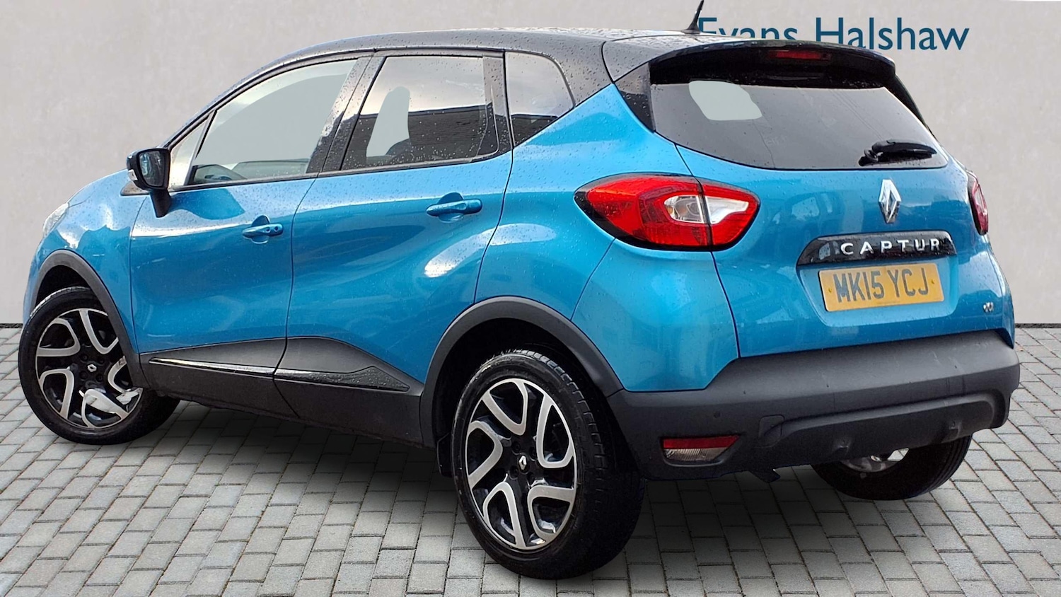 Used Renault Captur 2015 for sale - 76929073: Photo 2