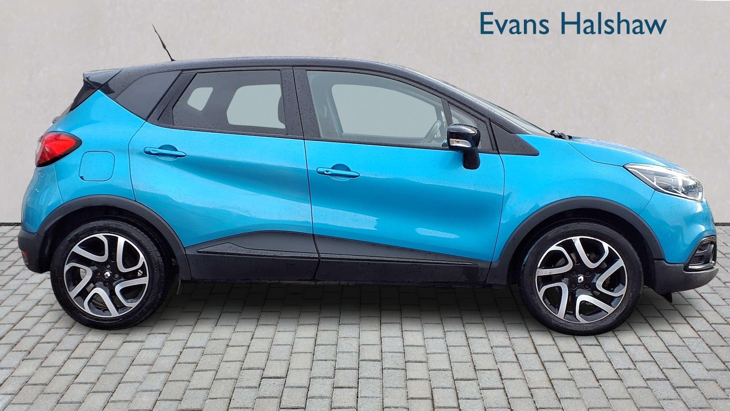 Used Renault Captur 2015 for sale - 76929073: Photo 3