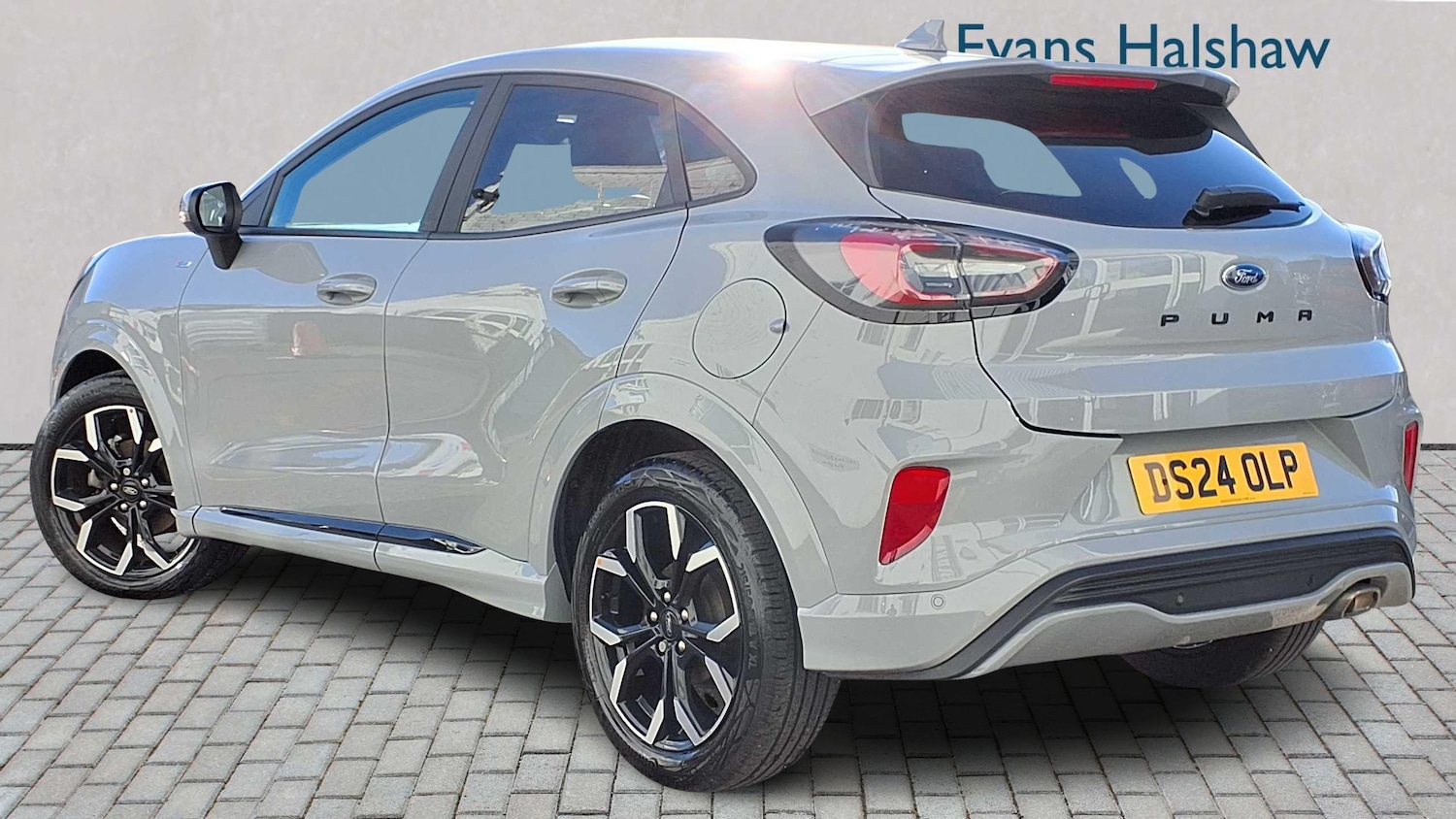 Used Ford Puma 2024 for sale - 76610618: Photo 2