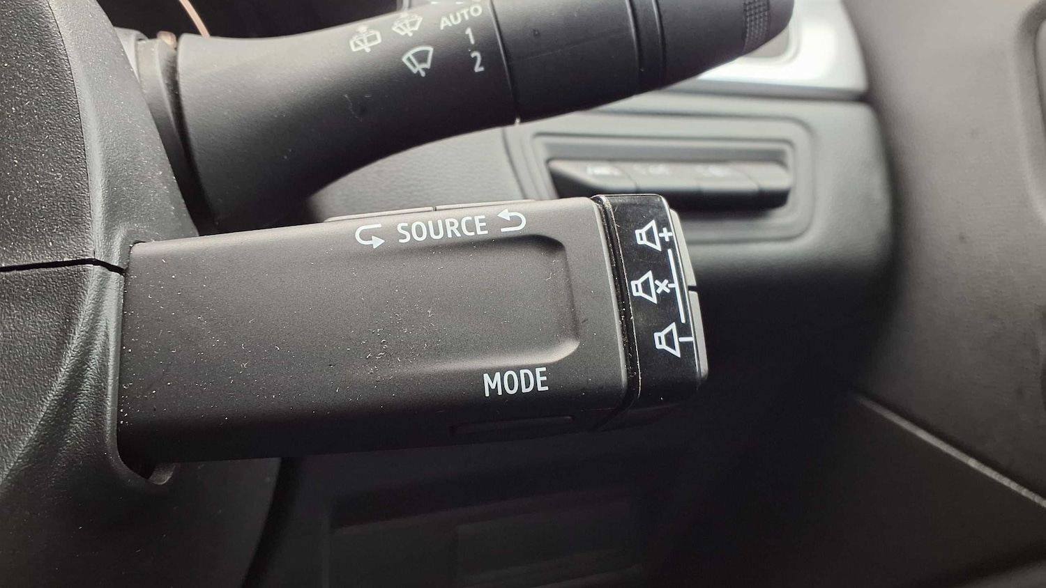 Used Renault Captur 2023 for sale - 76310879: Photo 22