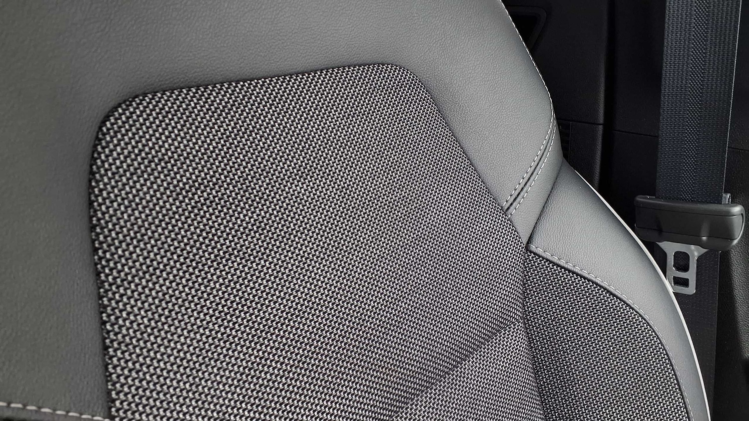 Used Renault Captur 2023 for sale - 76310879: Photo 24