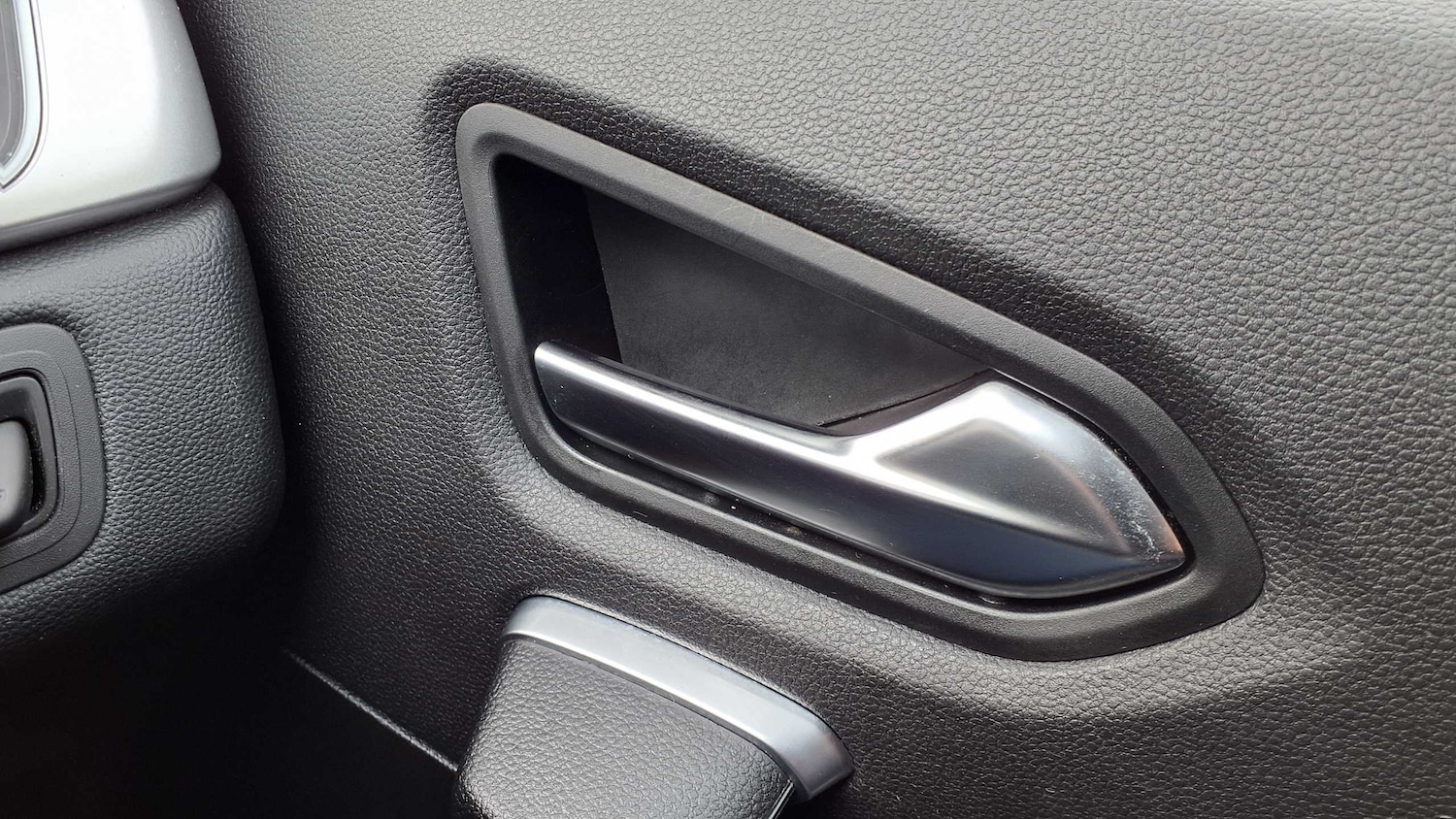 Used Renault Captur 2023 for sale - 76310879: Photo 30