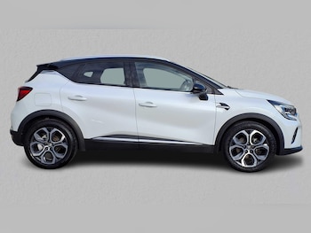 Used Renault Captur 2023 for sale - 76310879: Photo 3