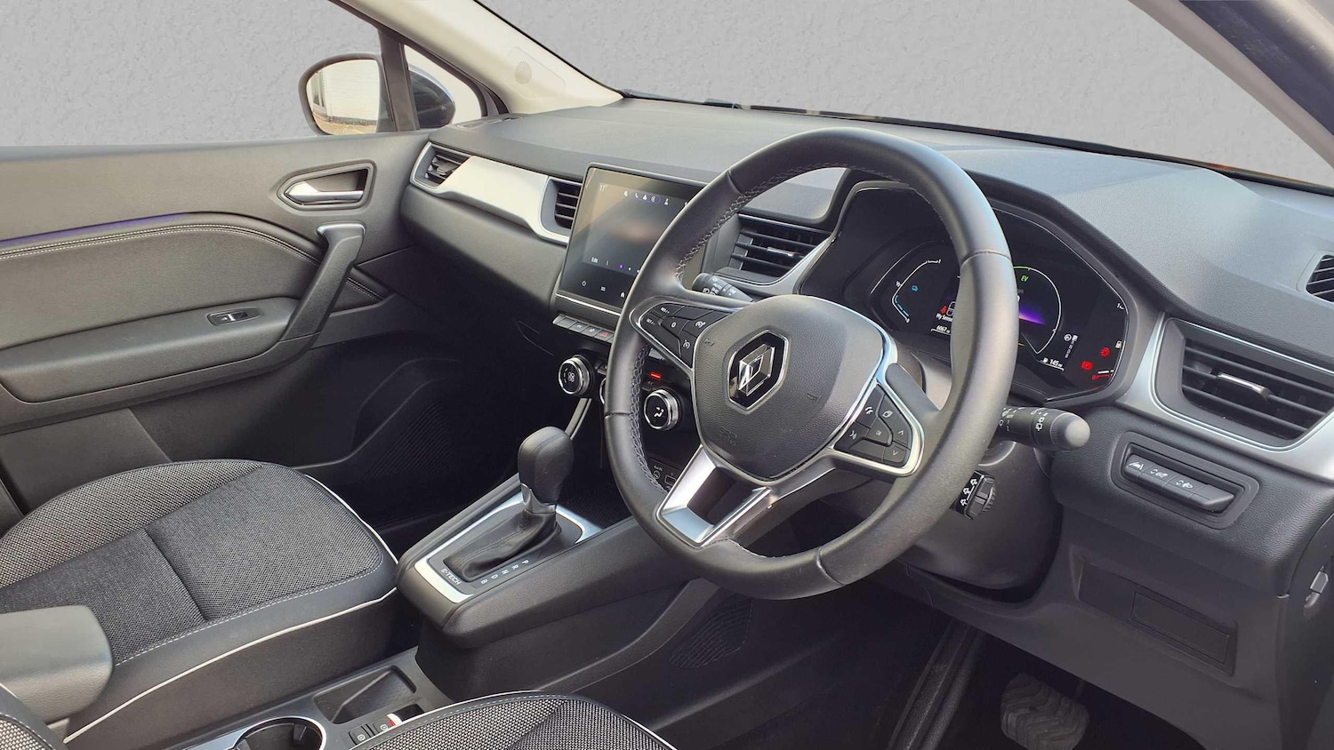 Used Renault Captur 2023 for sale - 76310879: Photo 6