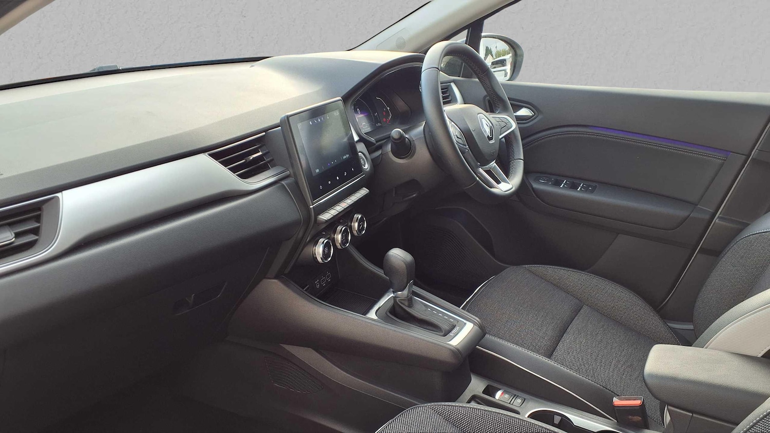 Used Renault Captur 2023 for sale - 76310879: Photo 7