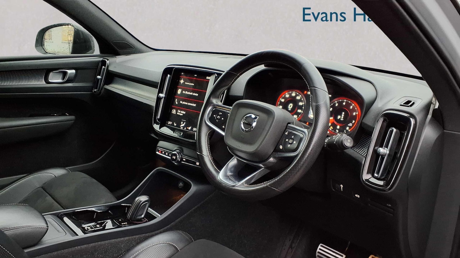 Used Volvo XC40 2020 for sale - 76889724: Photo 4