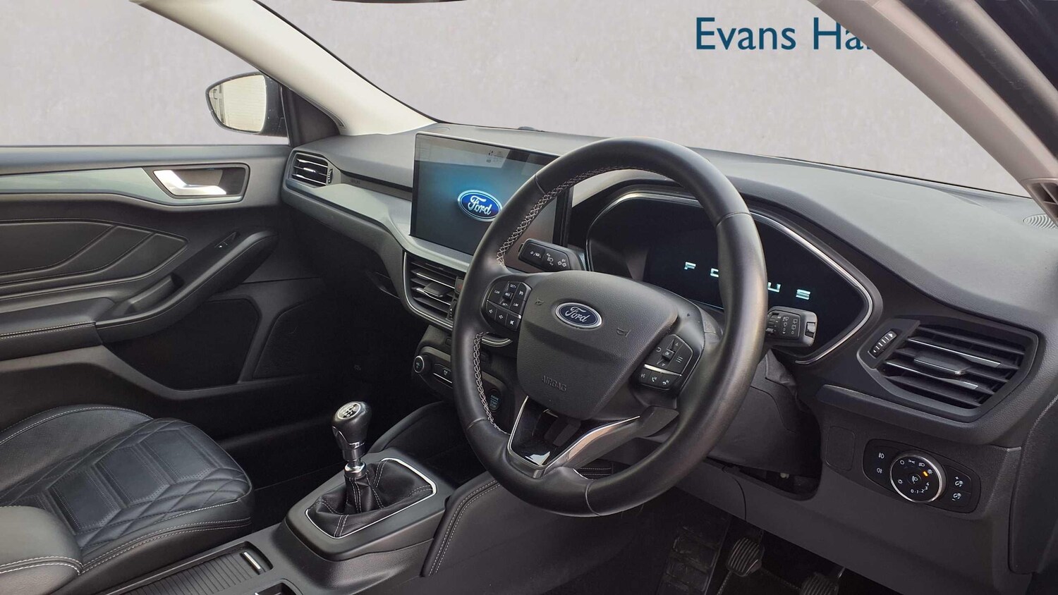 Used Ford Focus 2022 for sale - 76475984: Photo 9