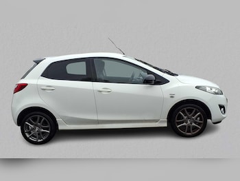 Used Mazda Mazda2 2014 for sale - 76460495: Photo