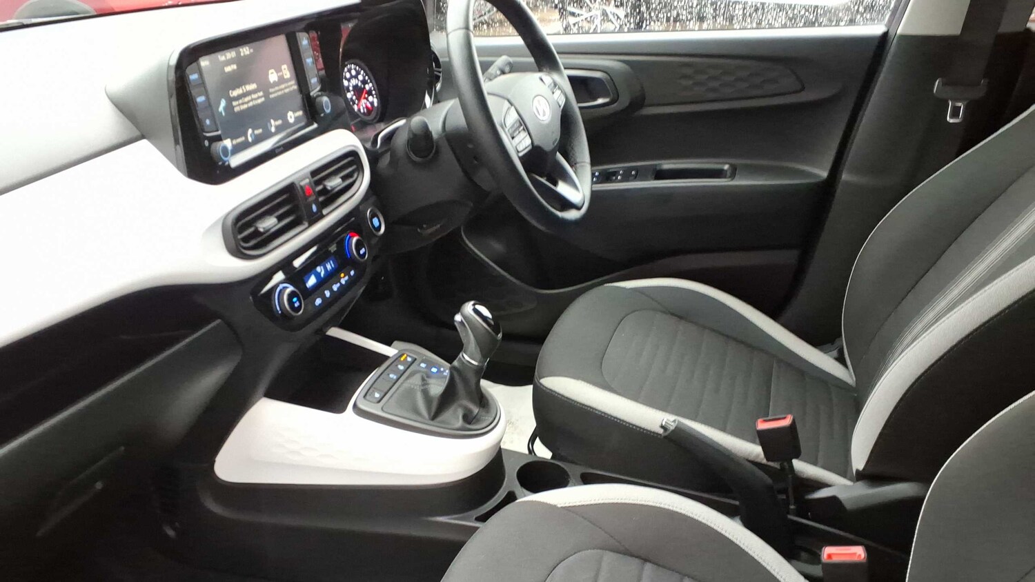 Used Hyundai i10 2023 for sale - 76745975: Photo 13