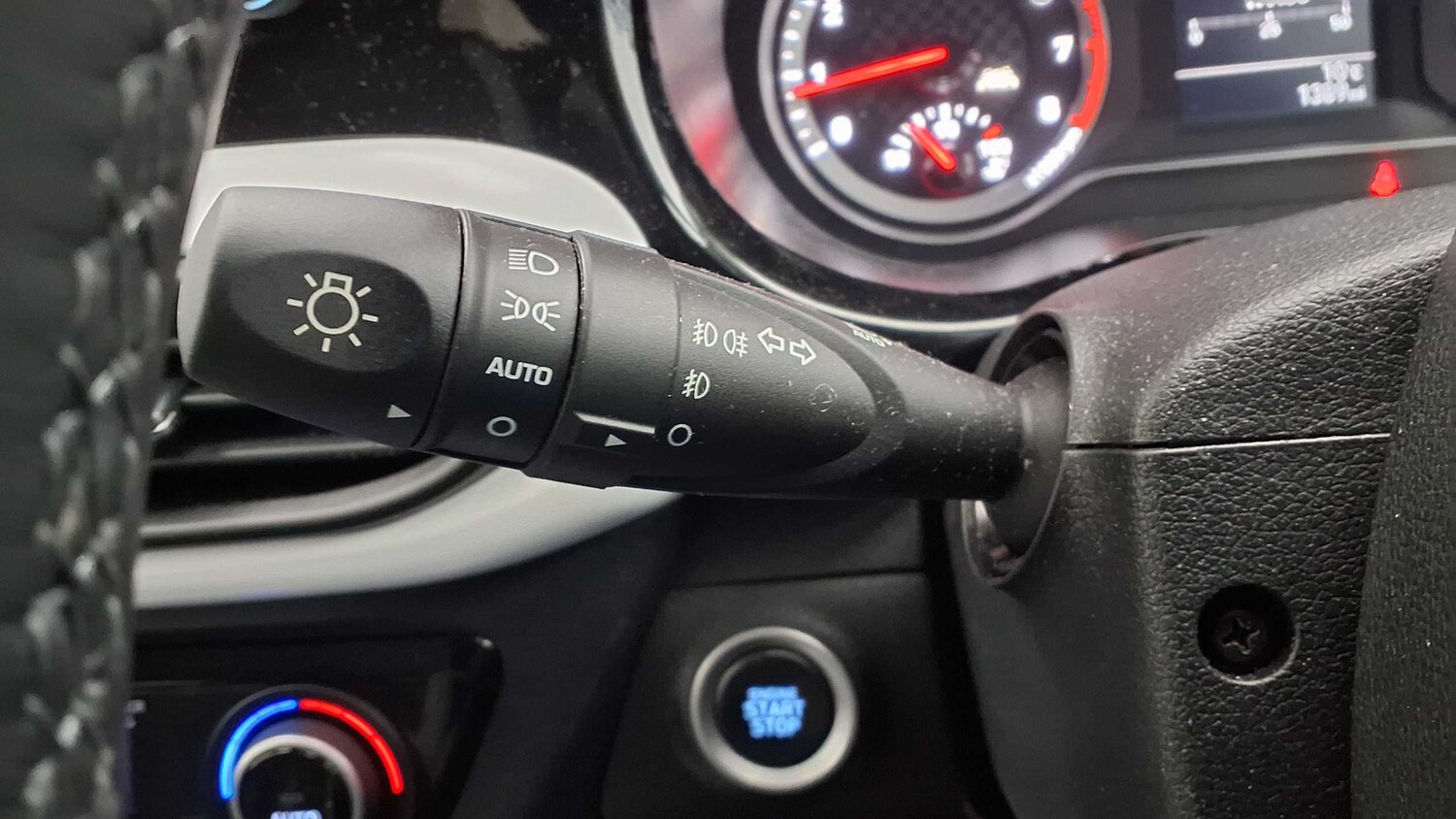 Used Hyundai i10 2023 for sale - 76745975: Photo 17