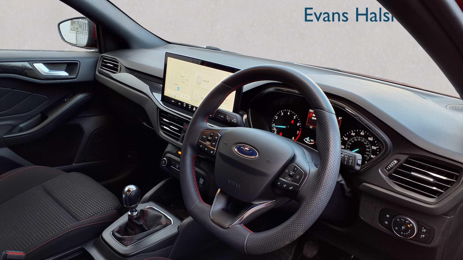 Used Ford Focus 2023 for sale - 77011238: Photo 4