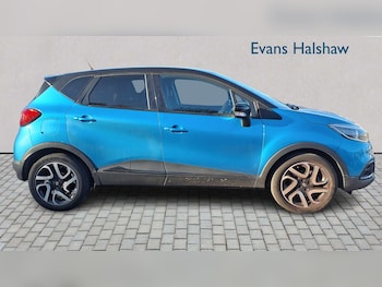 Used Renault Captur 2015 for sale - 76610587: Photo