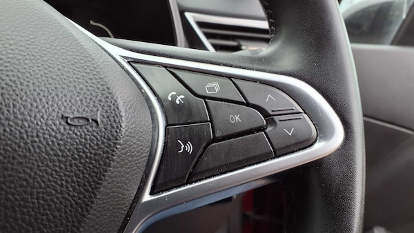 Used Renault Clio 2023 for sale - 76015975: Photo 17