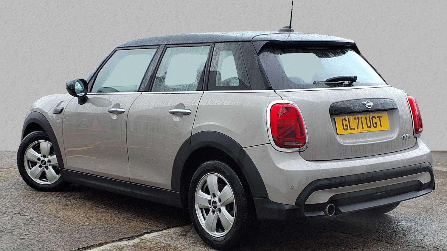 Used MINI Hatch 2022 for sale - 76540829: Photo 2
