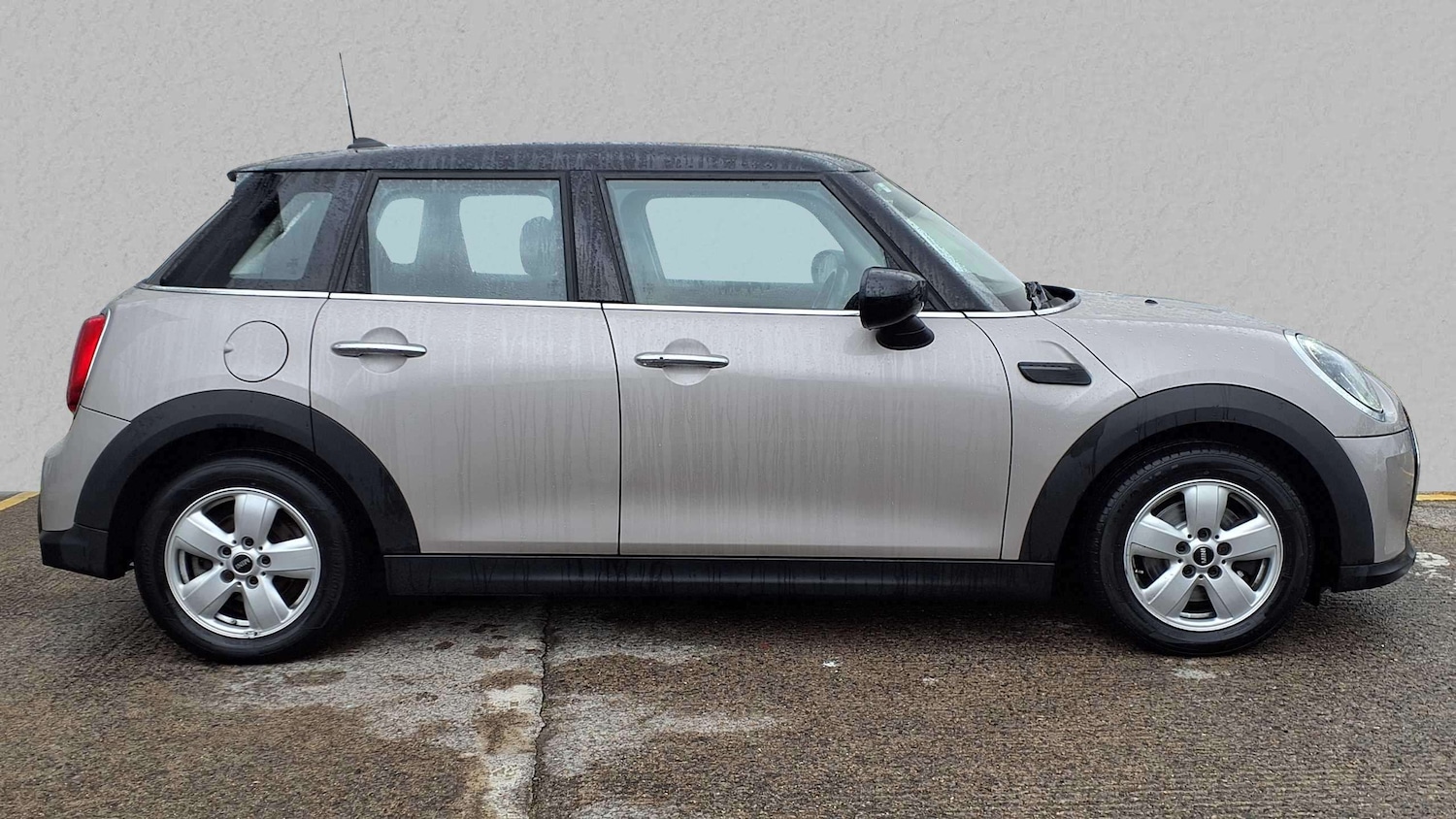 Used MINI Hatch 2022 for sale - 76540829: Photo 3