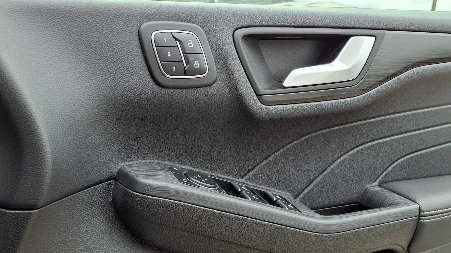 Used Ford Kuga 2022 for sale - 76180744: Photo 28