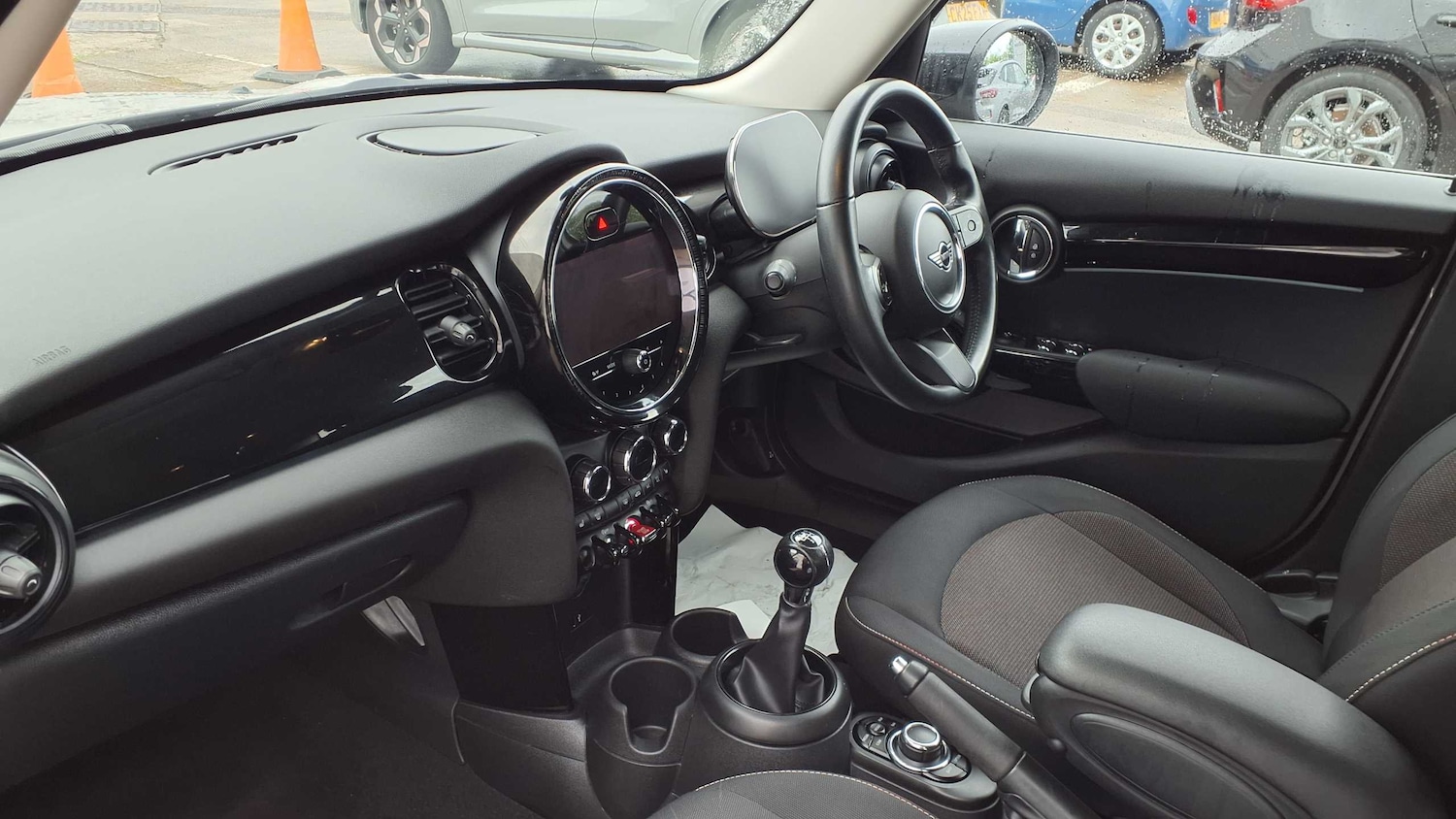 Used MINI Hatch 2022 for sale - 75841904: Photo 10
