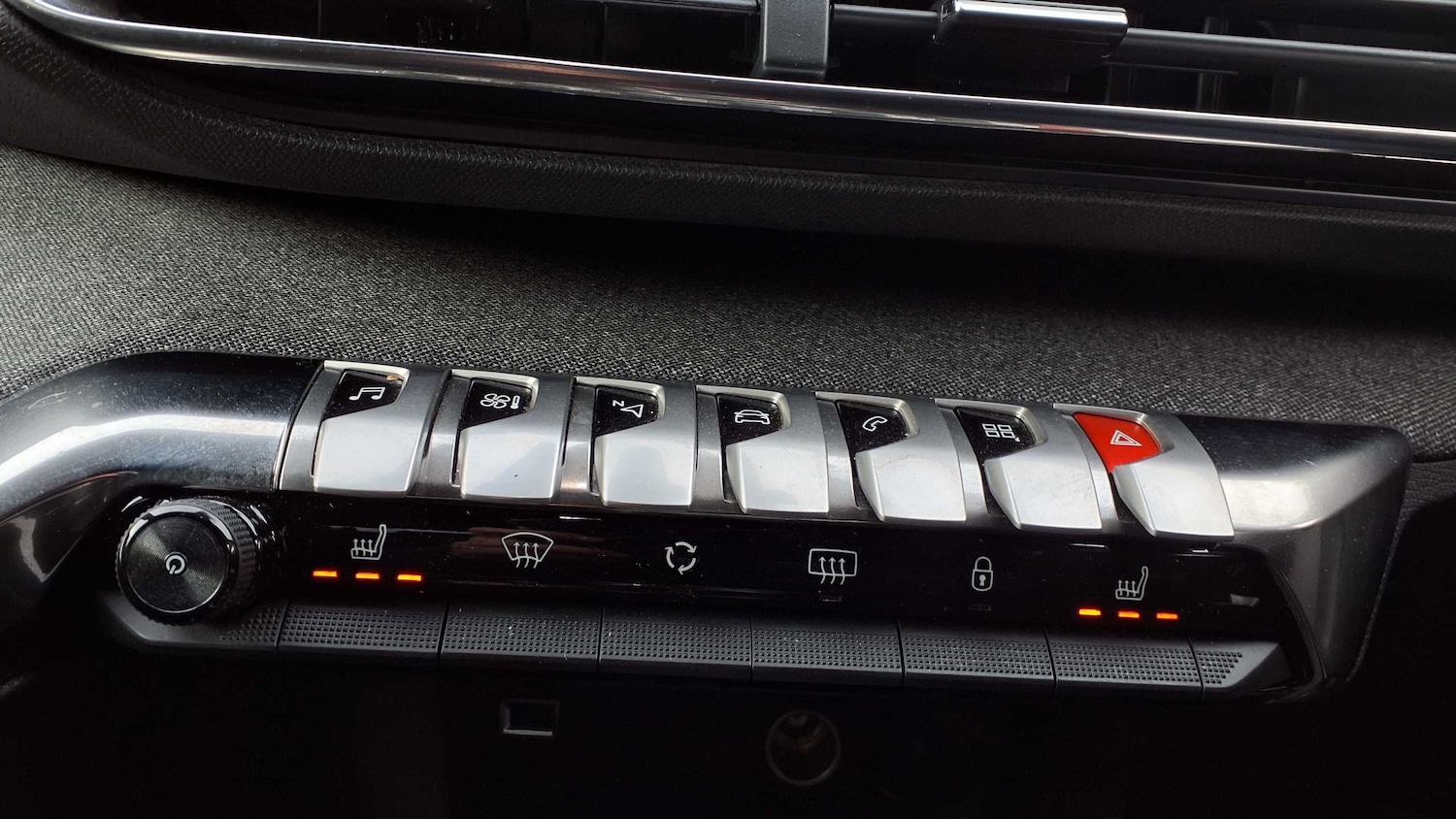 Used Peugeot 3008 2020 for sale - 76351630: Photo 7