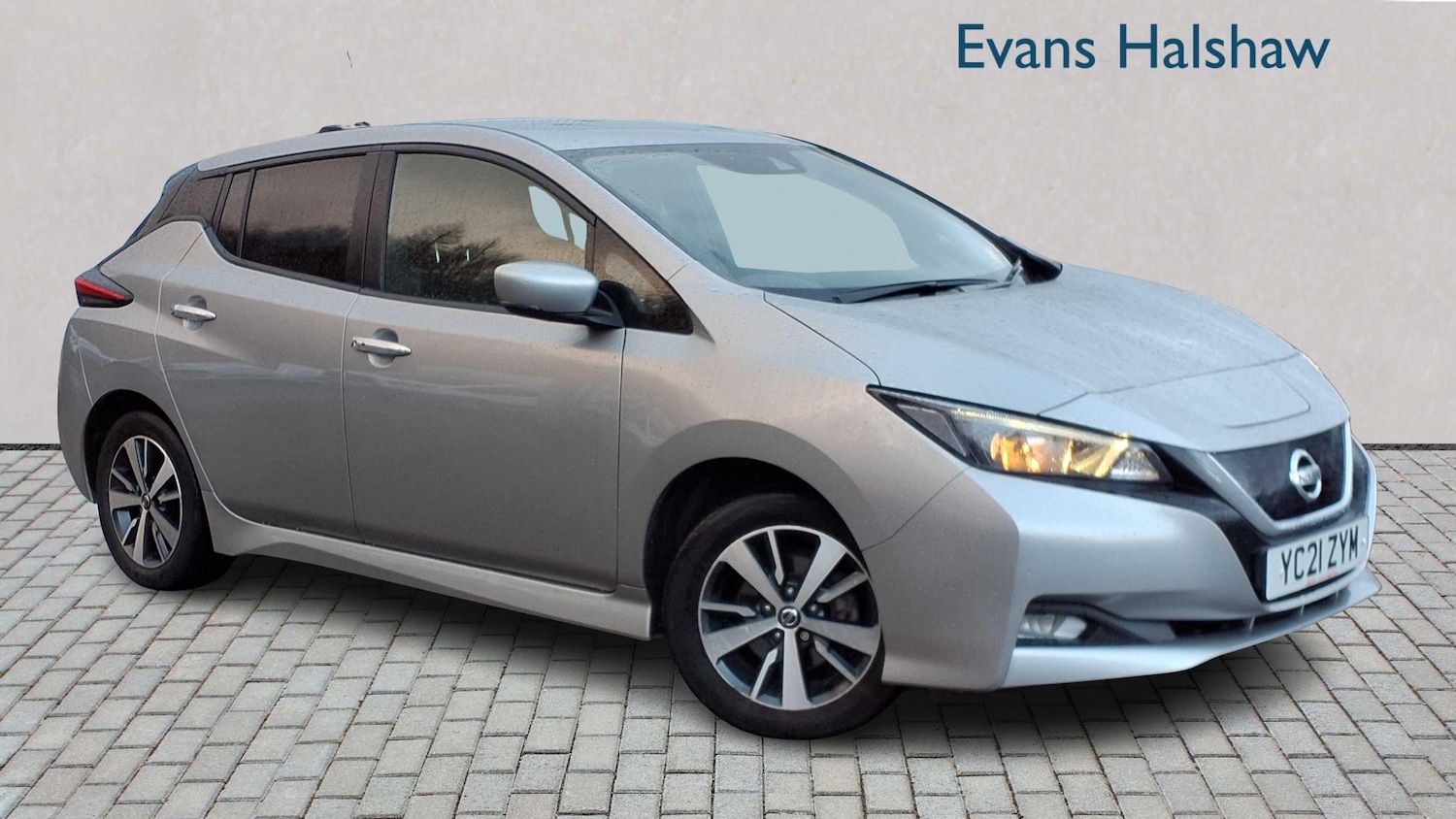 Used Nissan Leaf 2021 for sale - 76902343: Photo 1