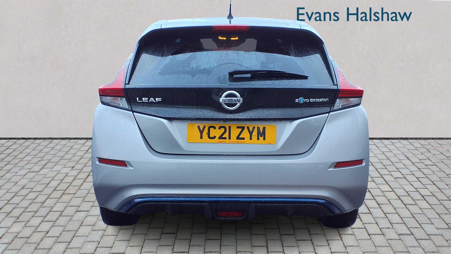 Used Nissan Leaf 2021 for sale - 76902343: Photo 3