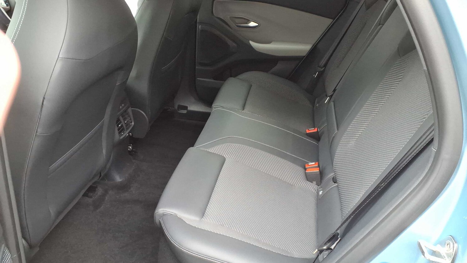 Used Ford Explorer 2025 for sale - 77553180: Photo 14