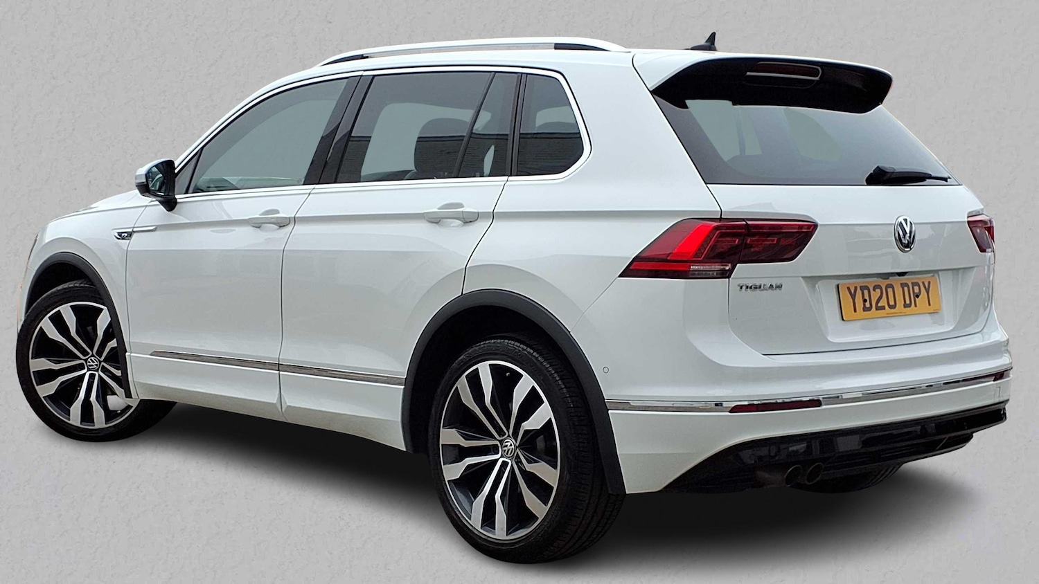 Used Volkswagen Tiguan 2020 for sale - 76286466: Photo 2