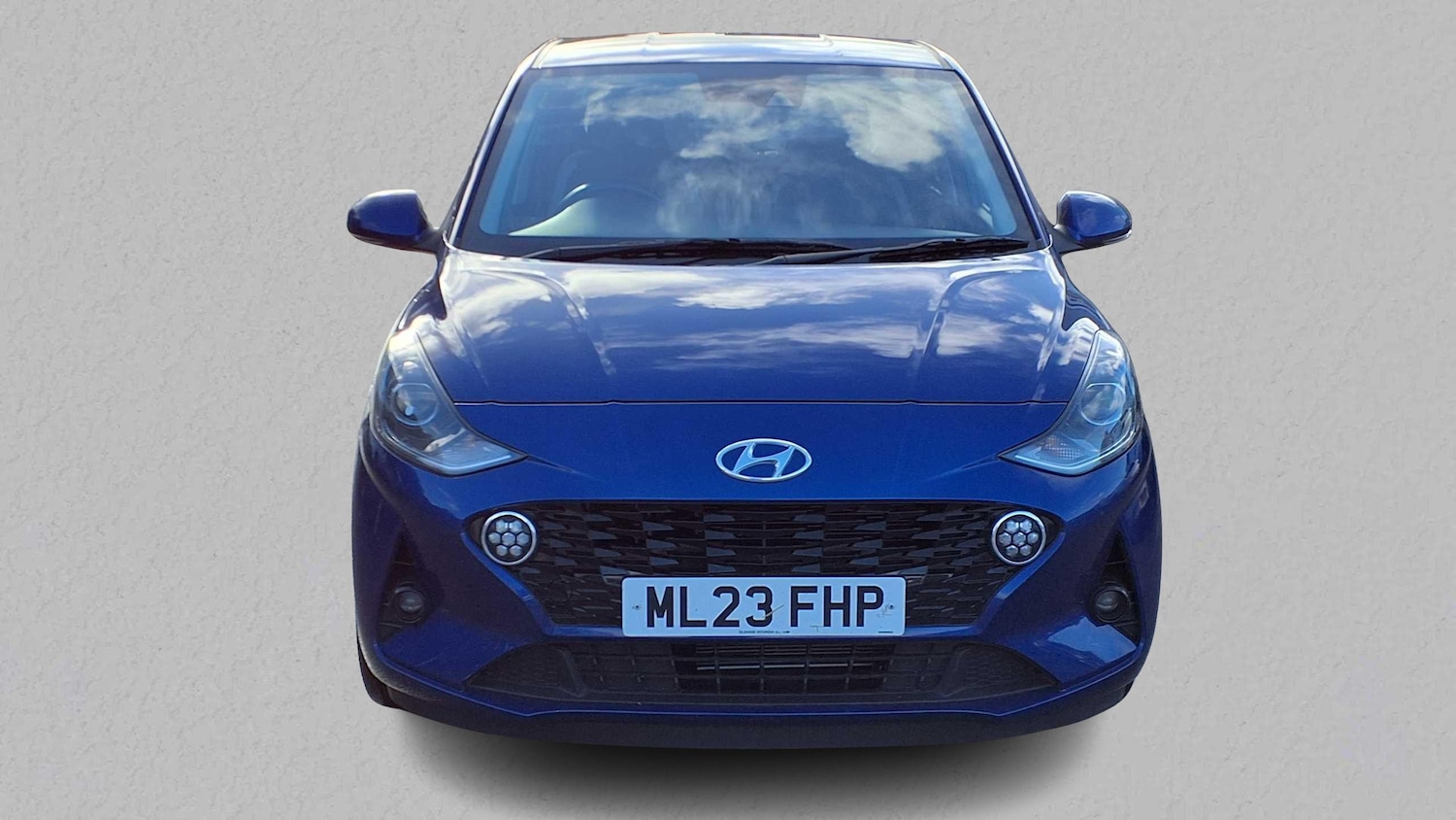 Used Hyundai i10 2023 for sale - 76373836: Photo 2
