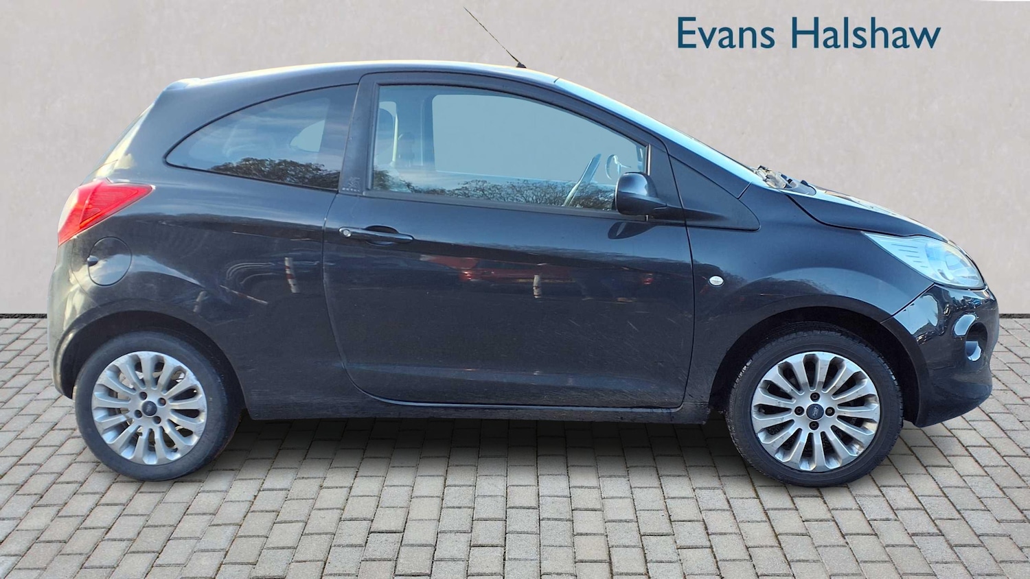 Used Ford Ka 2013 for sale - 76636610: Photo 2