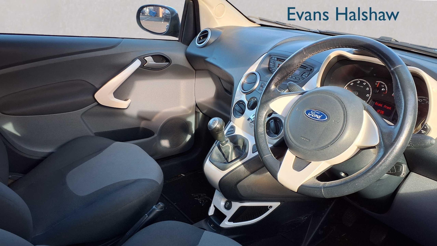 Used Ford Ka 2013 for sale - 76636610: Photo 4