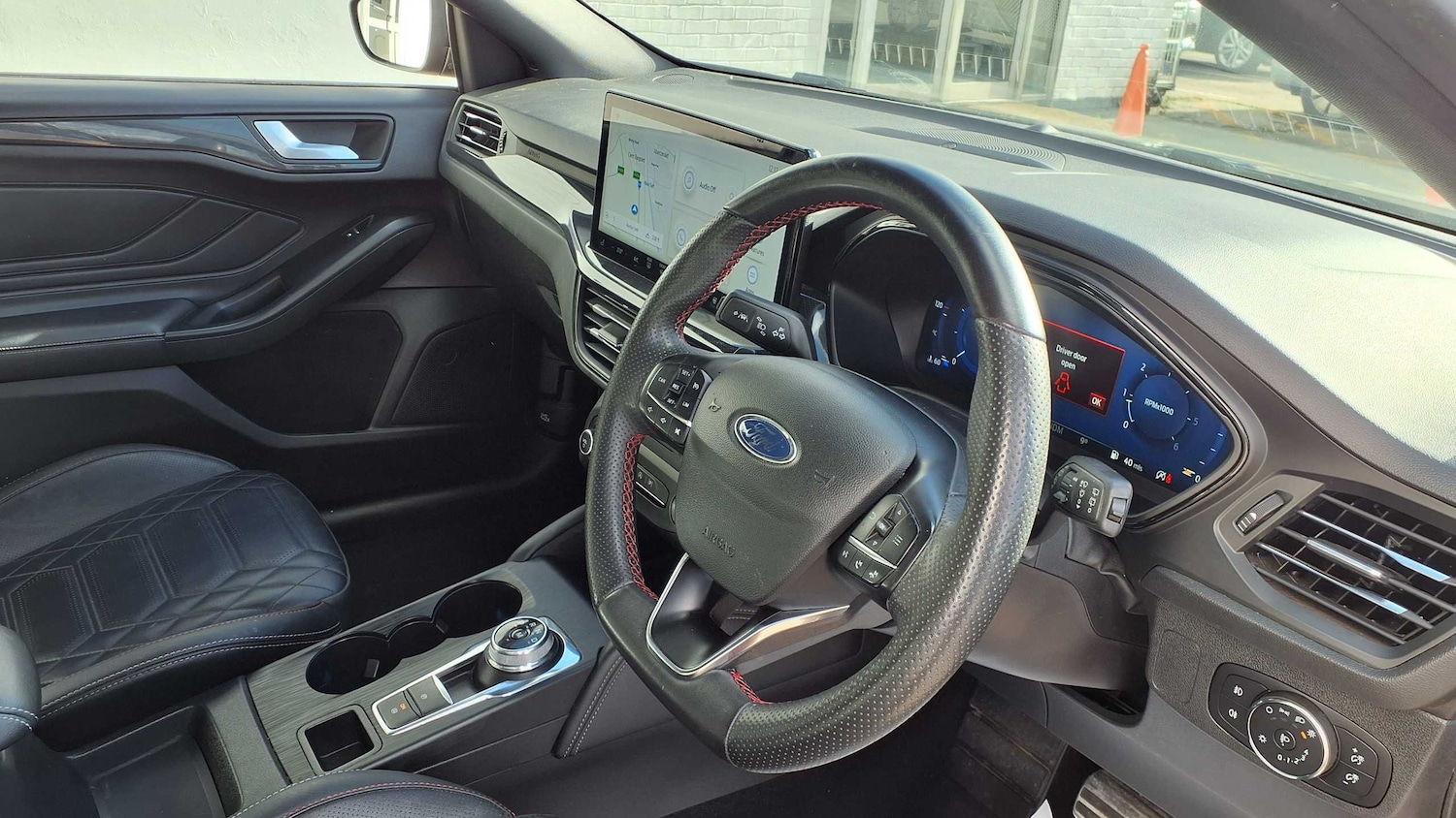 Used Ford Focus 2022 for sale - 76339692: Photo 9