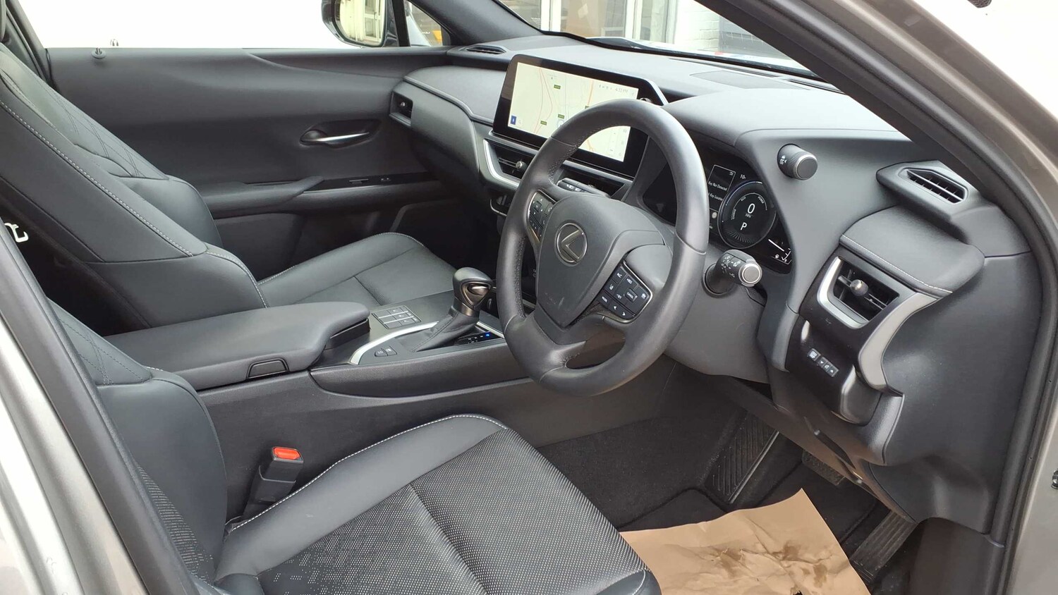 Used Lexus UX 2023 for sale - 78137638: Photo 8