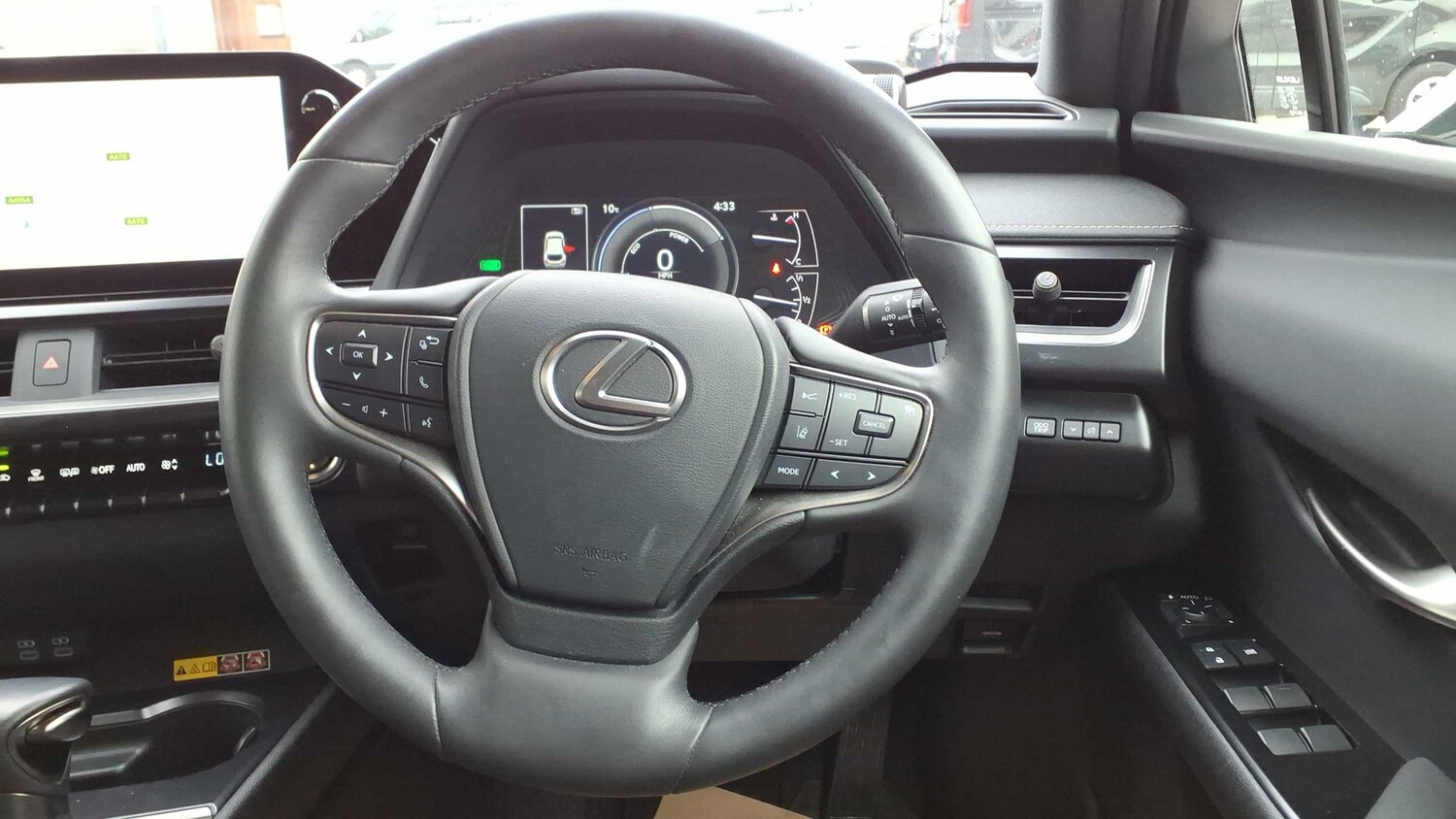 Used Lexus UX 2023 for sale - 78137638: Photo 9