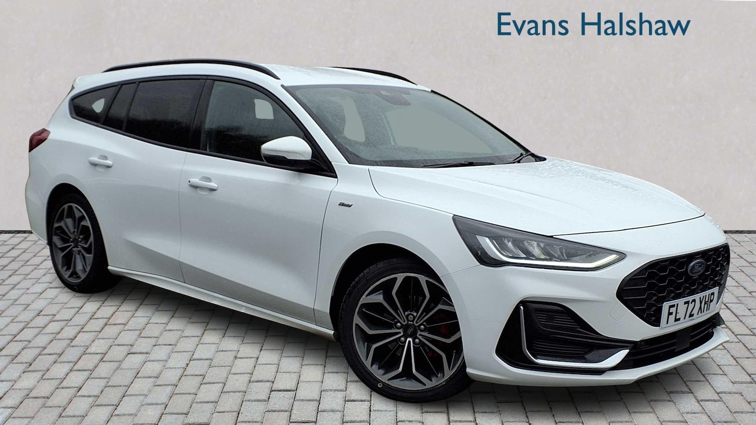 Used Ford Focus 2022 for sale - 76842981: Photo 1