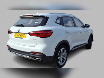 MG - MG HS