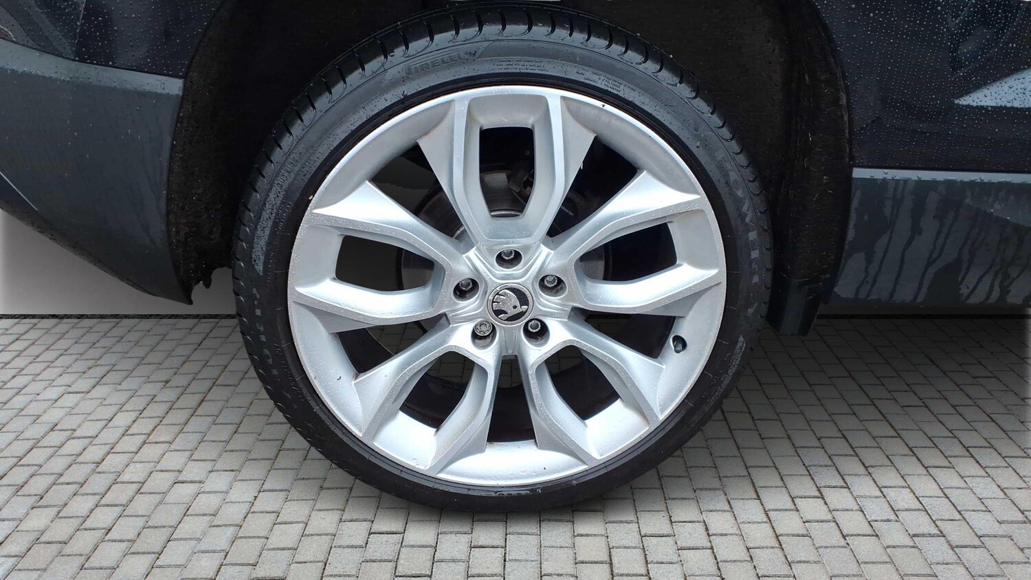 Used Skoda Karoq 2021 for sale - 77347948: Photo 6