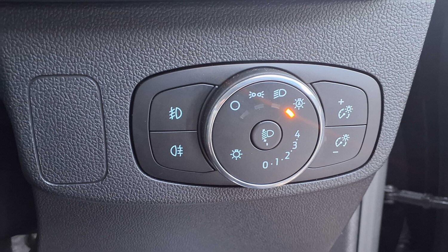 Used Ford Focus 2022 for sale - 77076532: Photo 15