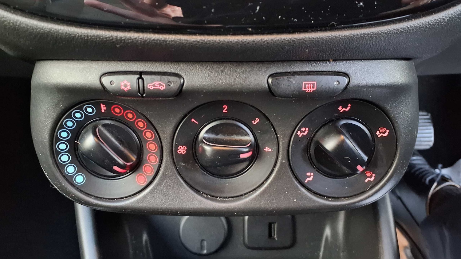 Used Vauxhall Corsa 2018 for sale - 77164425: Photo 16