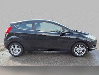 Used Ford Fiesta 2016 for sale - 75903175: Photo
