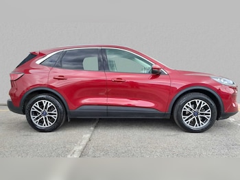 Used Ford Kuga 2021 for sale - 77500433: Photo