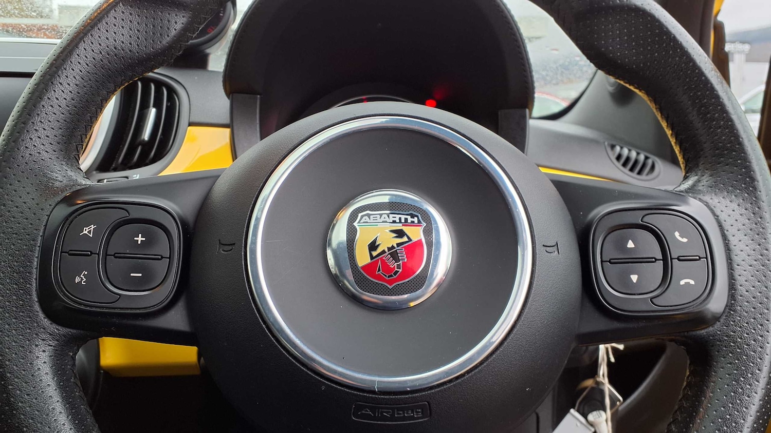 Used Abarth 595 2016 for sale - 75917861: Photo 16