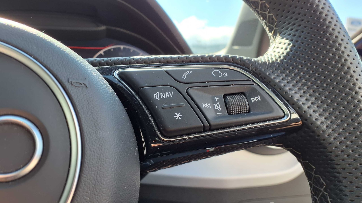 Used Audi Q2 2022 for sale - 77270330: Photo 17