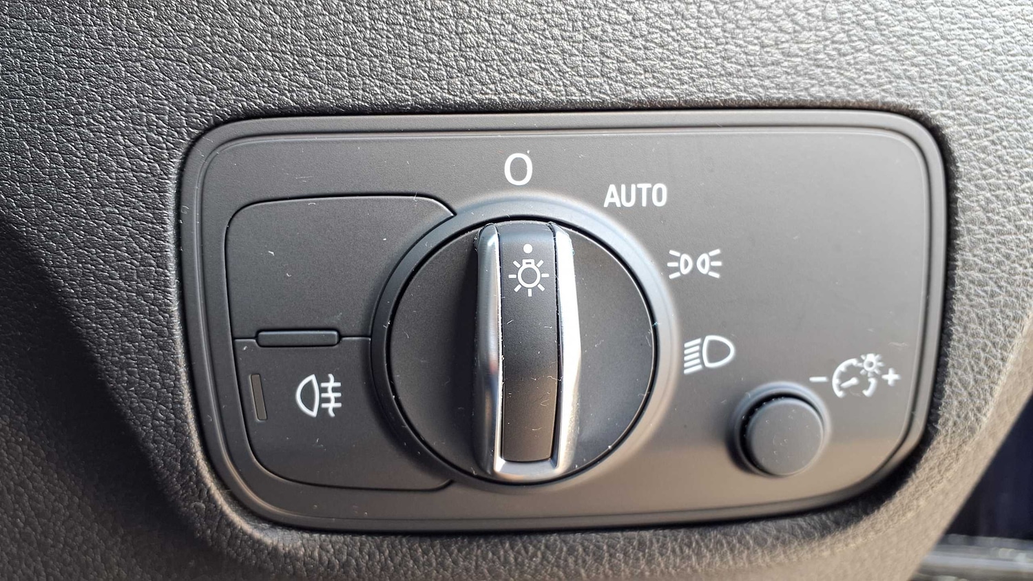 Used Audi Q2 2022 for sale - 77270330: Photo 25