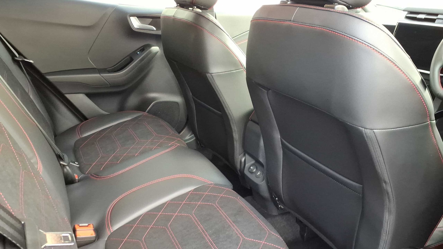 Used Ford Puma 2025 for sale - 77996018: Photo 12