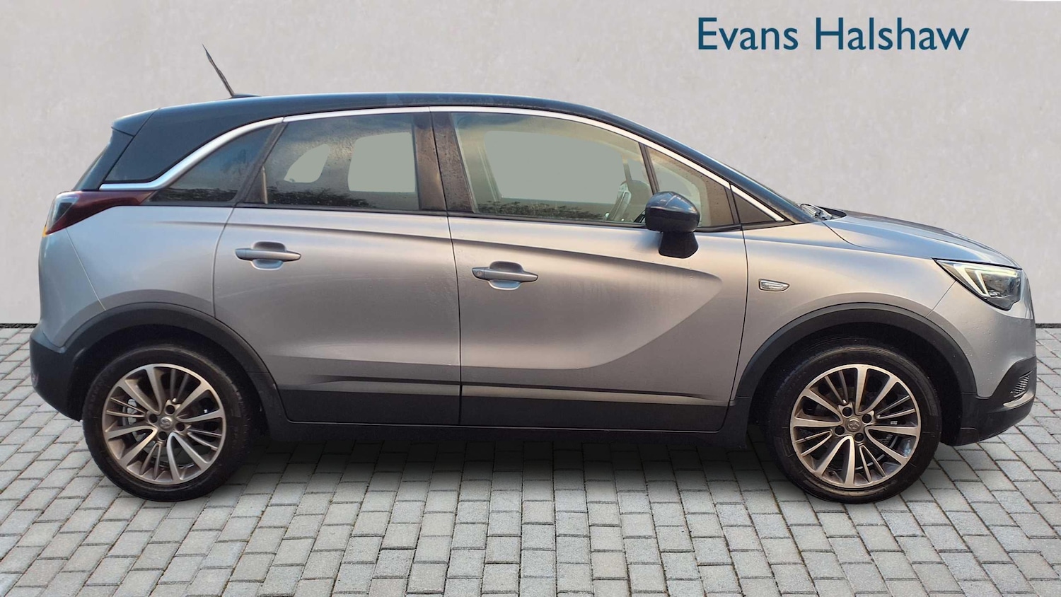 Used Vauxhall Crossland X 2019 for sale - 76624596: Photo 2