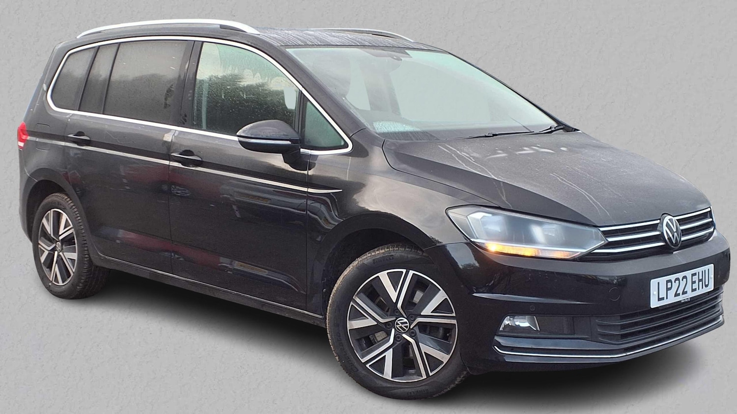Used Volkswagen Touran 2022 for sale - 76351623: Photo 1