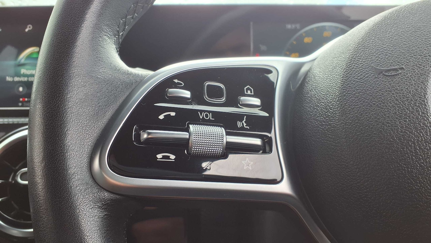 Used Mercedes-Benz A-Class 2018 for sale - 75841893: Photo 16