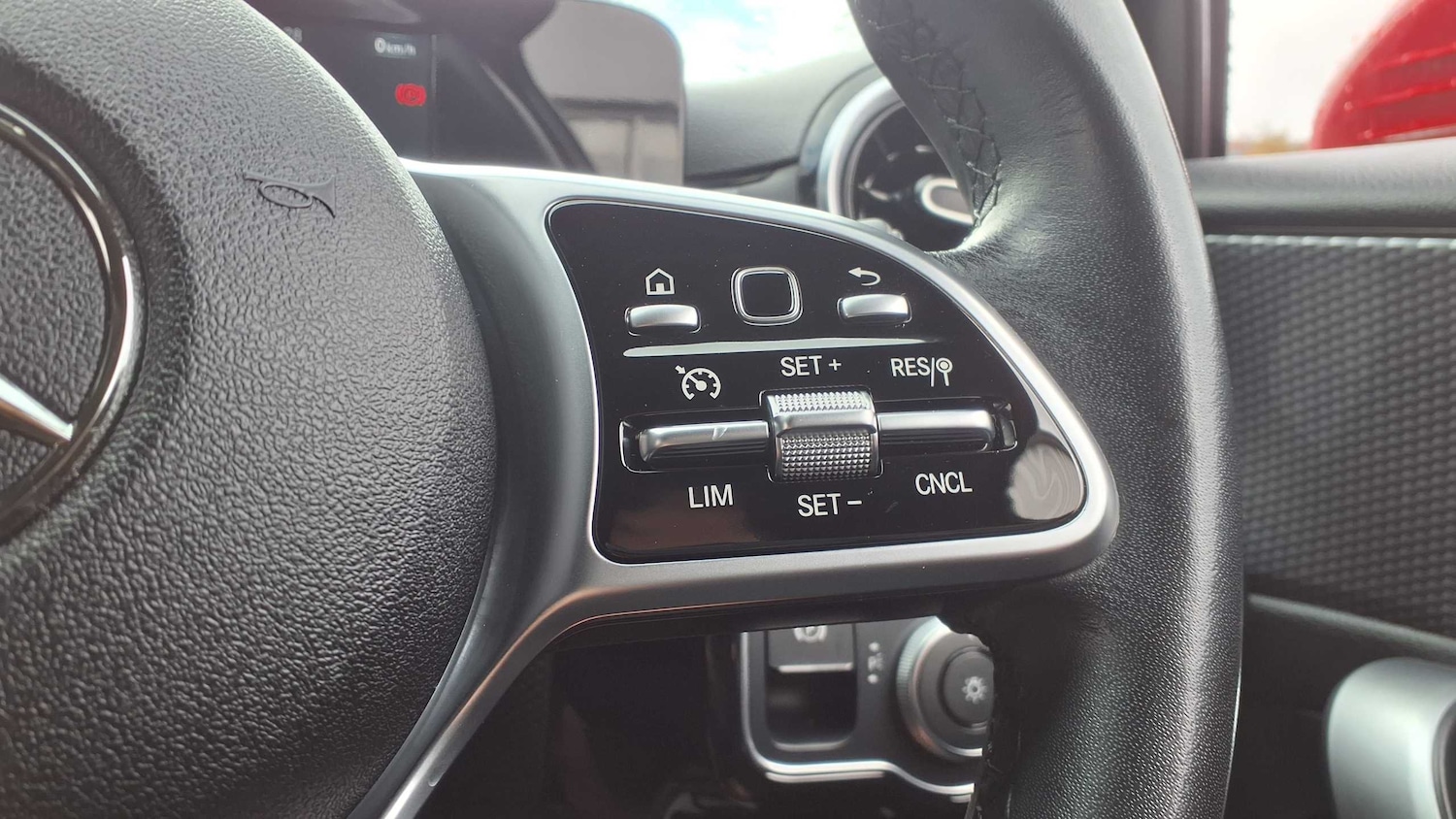 Used Mercedes-Benz A-Class 2018 for sale - 75841893: Photo 17