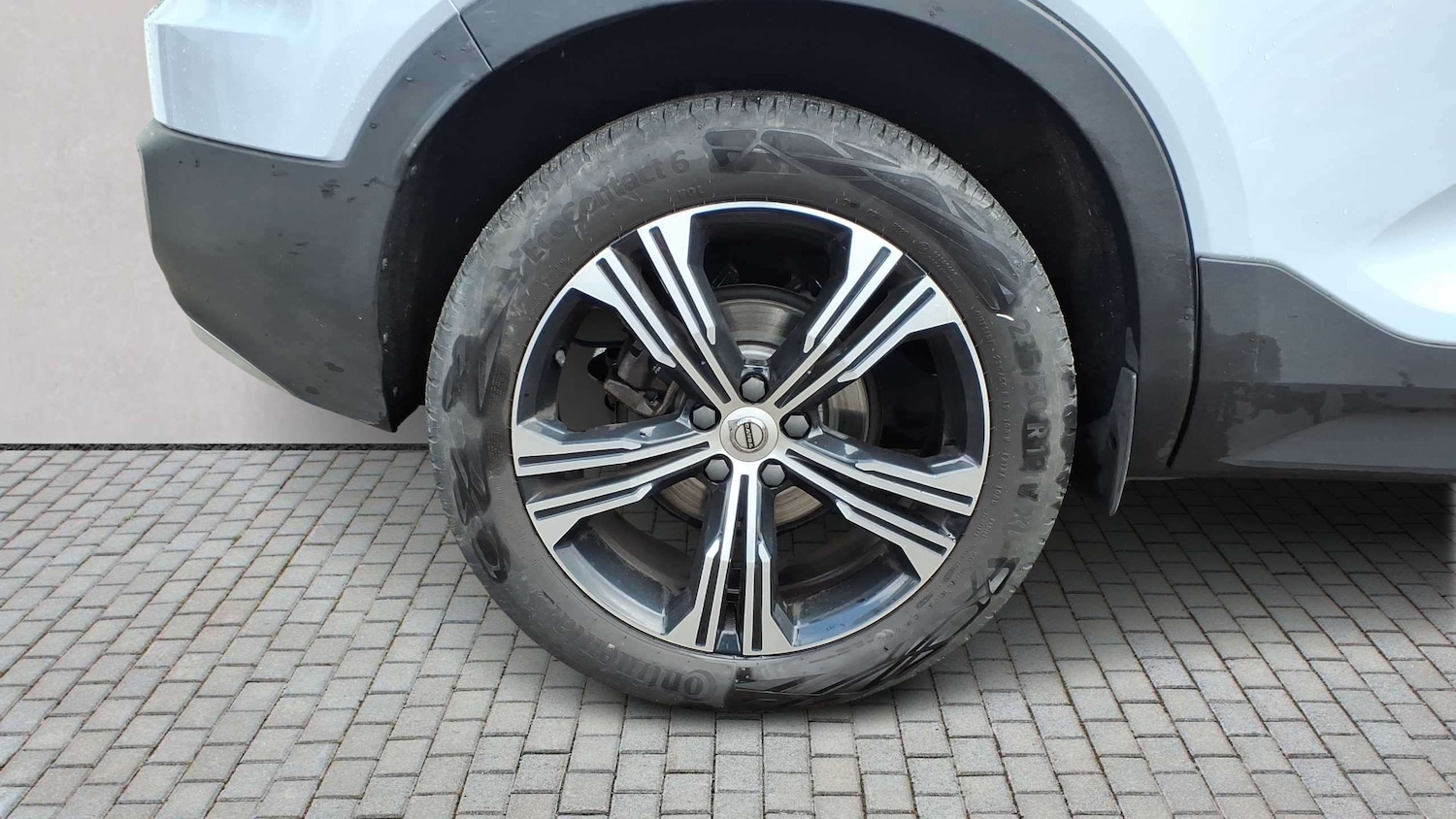 Used Volvo XC40 2021 for sale - 77527091: Photo 6