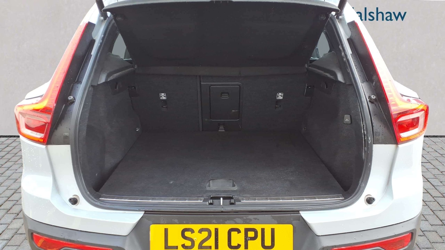 Used Volvo XC40 2021 for sale - 77527091: Photo 7