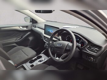 Used Ford Focus 2023 for sale - 77000317: Photo